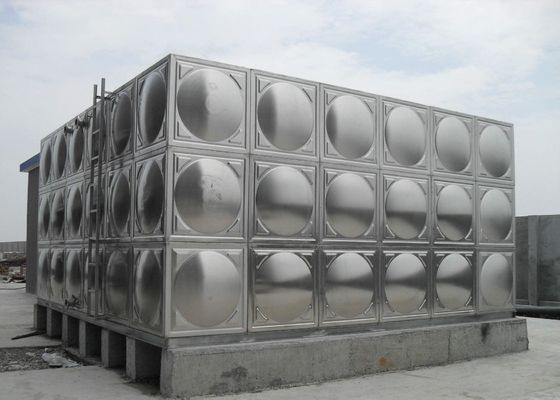 Polished Stainless Steel Insulated Water Tank Silver Color With 100T Capacity