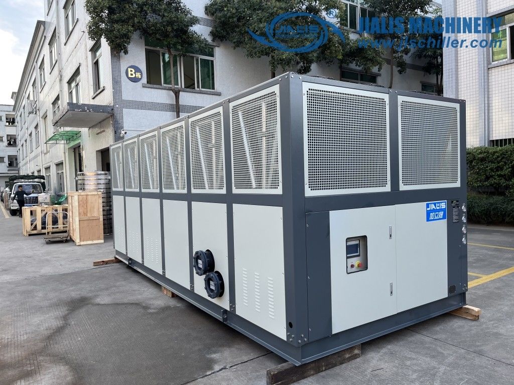 Noise Level ≤65dB A Water Chiller Machine Design Temperature 5-35C Frequency 50Hz 60Hz Engineered for Cooling Performance